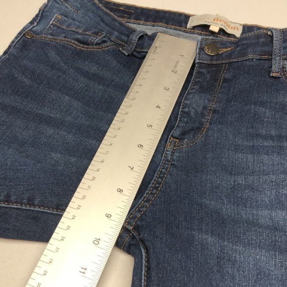 LIKE NEW CAFE DENIM SKINNY JEANS 12/31x29 ๐ - Picture 11 of 13